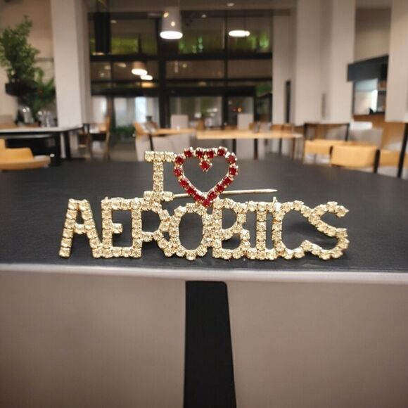 WOMEN'S " I LOVE AEROBICS RHINESTONE PIN". - Picture 1 of 3